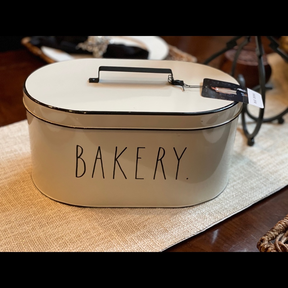 Rae dunn bakery